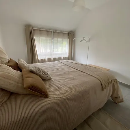 2 Confort 4-5 Personnes * Chapelle-lez-Herlaimont