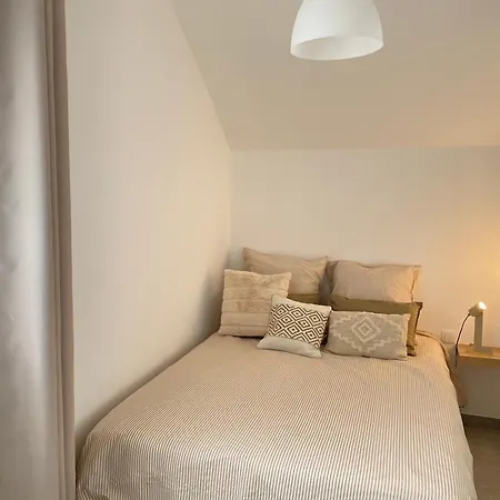 2 Confort 4-5 Personnes Chapelle-lez-Herlaimont