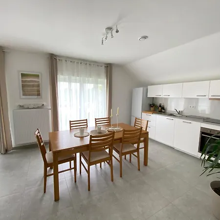 Apartment 2 Confort 4-5 Personnes Chapelle-lez-Herlaimont