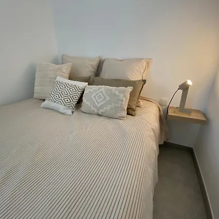 Apartment 2 Confort 4-5 Personnes Chapelle-lez-Herlaimont