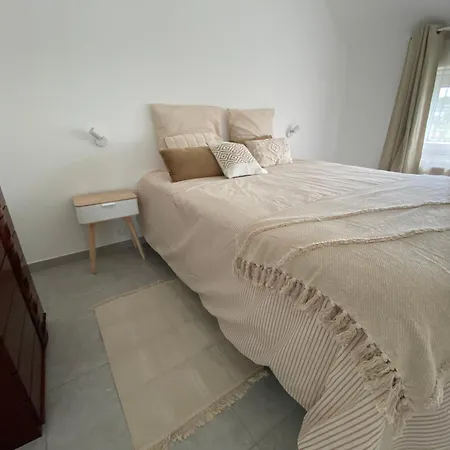 2 Confort 4-5 Personnes Apartment Chapelle-lez-Herlaimont